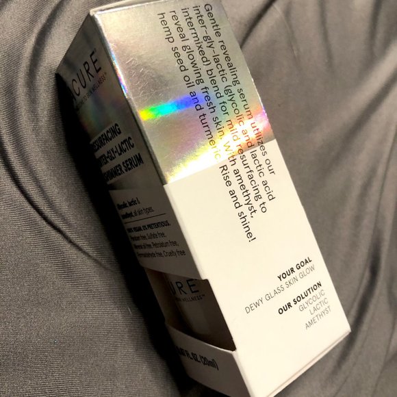 NIB ACURE Resurfacing InterGlyLactic Shimmer Serum - Picture 4 of 4